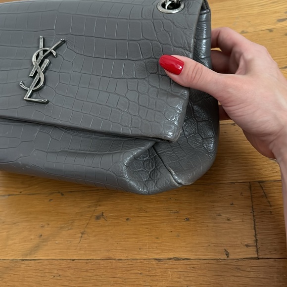 YVES SAINT LAURENT
Grey Croc Embossed Leather West Hollywood Medium Shoulder Bag - Picture 3 of 7